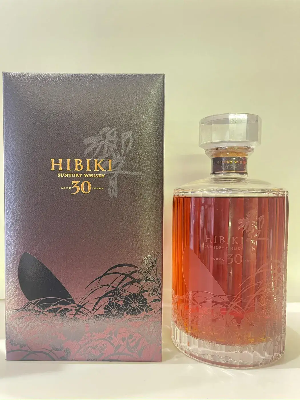 Hibiki 30 Year Old Kacho Fugetsu Limited Edition 43.0 abv NV (1 BT70) — Hibiki, Japan — view 2