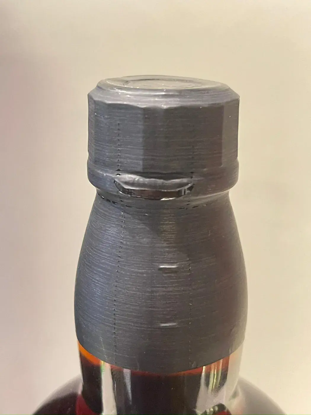 The Peninsula Tokyo Suntory Blended Whisky 43.0 abv 2014 (1 BT70) — Peninsula, Japan — view 4