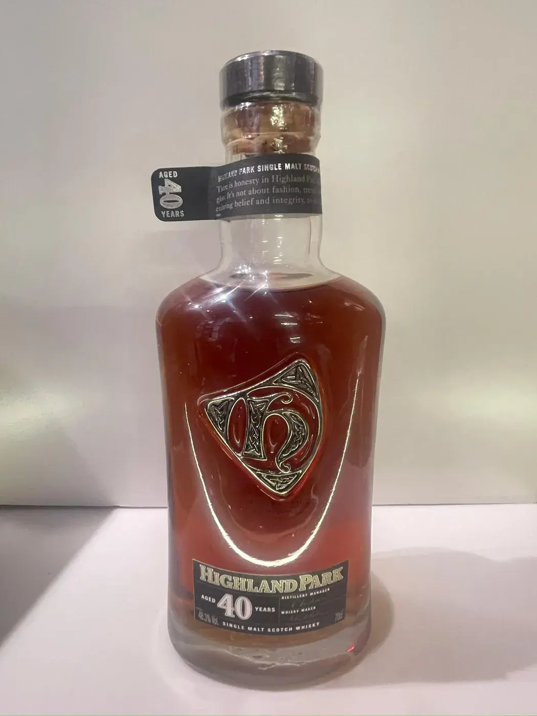 Highland Park 40 Year 48.3 abv NV (1 BT70) — Highland, Scotland — view 11