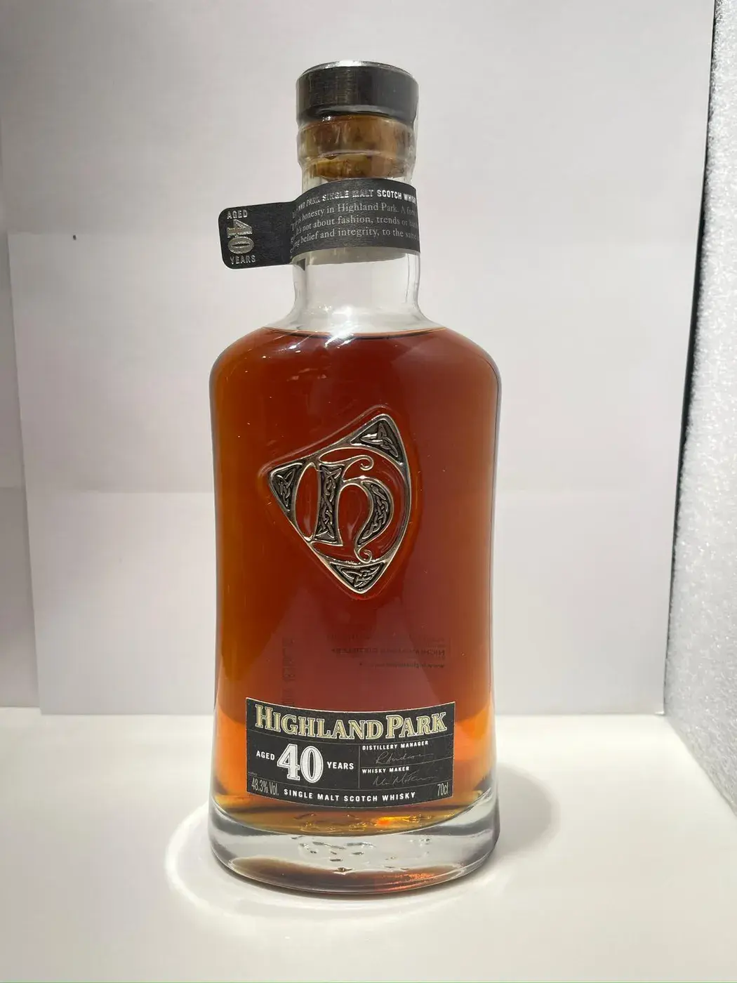 Highland Park 40 Year 48.3 abv NV (1 BT70) — Highland, Scotland — view 5