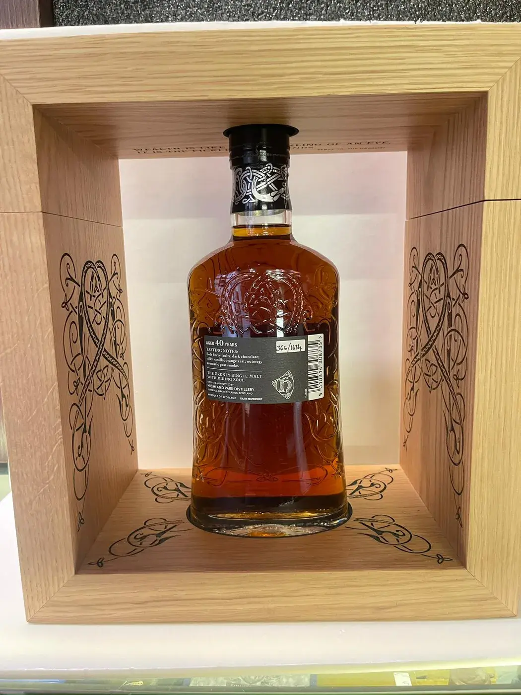 Highland Park 40 Year Old 2019 Release 43.2 abv NV (1 BT70) — Highland, Scotland — view 15