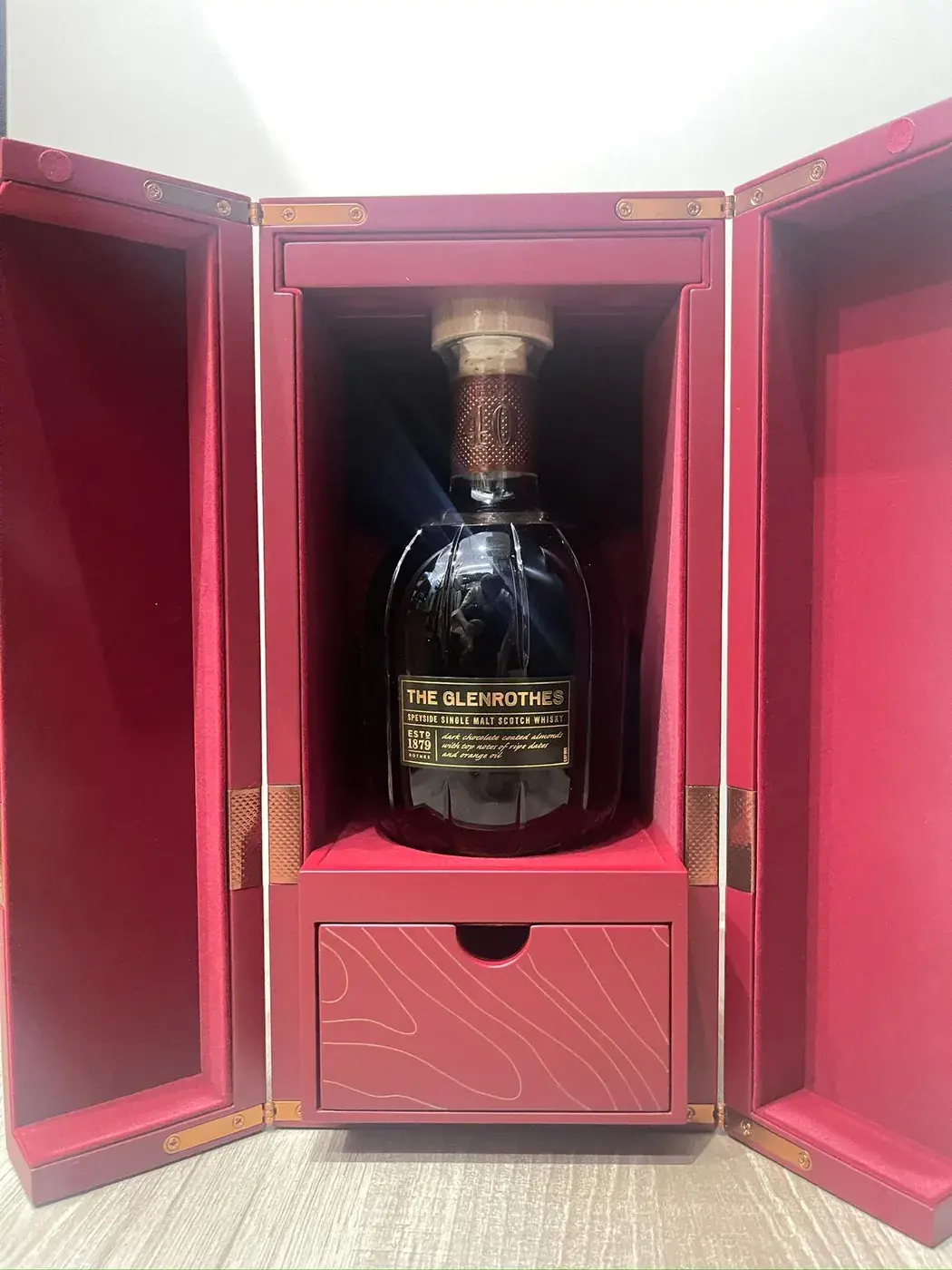 The Glenrothes 40 Year Old Quantum 43.0 abv NV (1 BT70) — Glenrothes, Scotland — view 3
