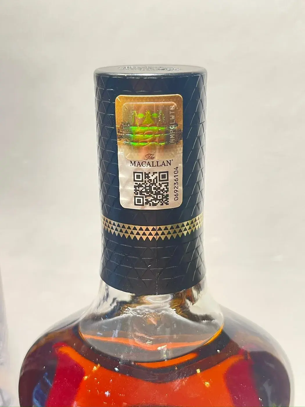 The Macallan James Bond 60th Anniversary Decade VI 43.7 abv NV (1 BT 70cl) — Macallan, Scotland — view 9