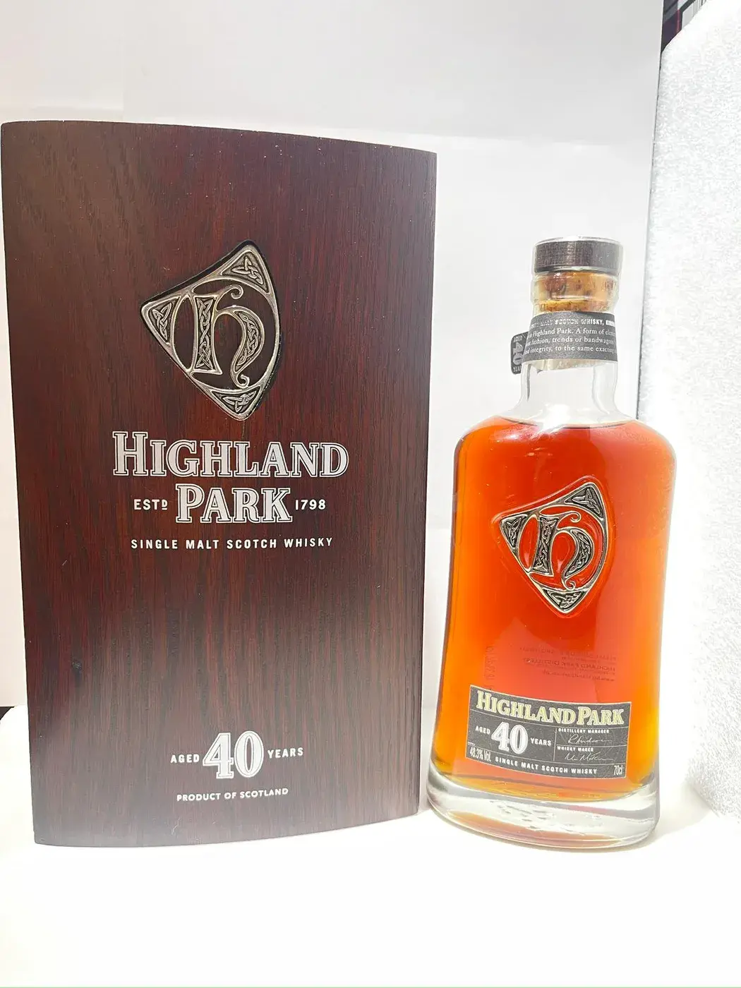 Highland Park 40 Year 48.3 abv NV (1 BT70) — Highland, Scotland